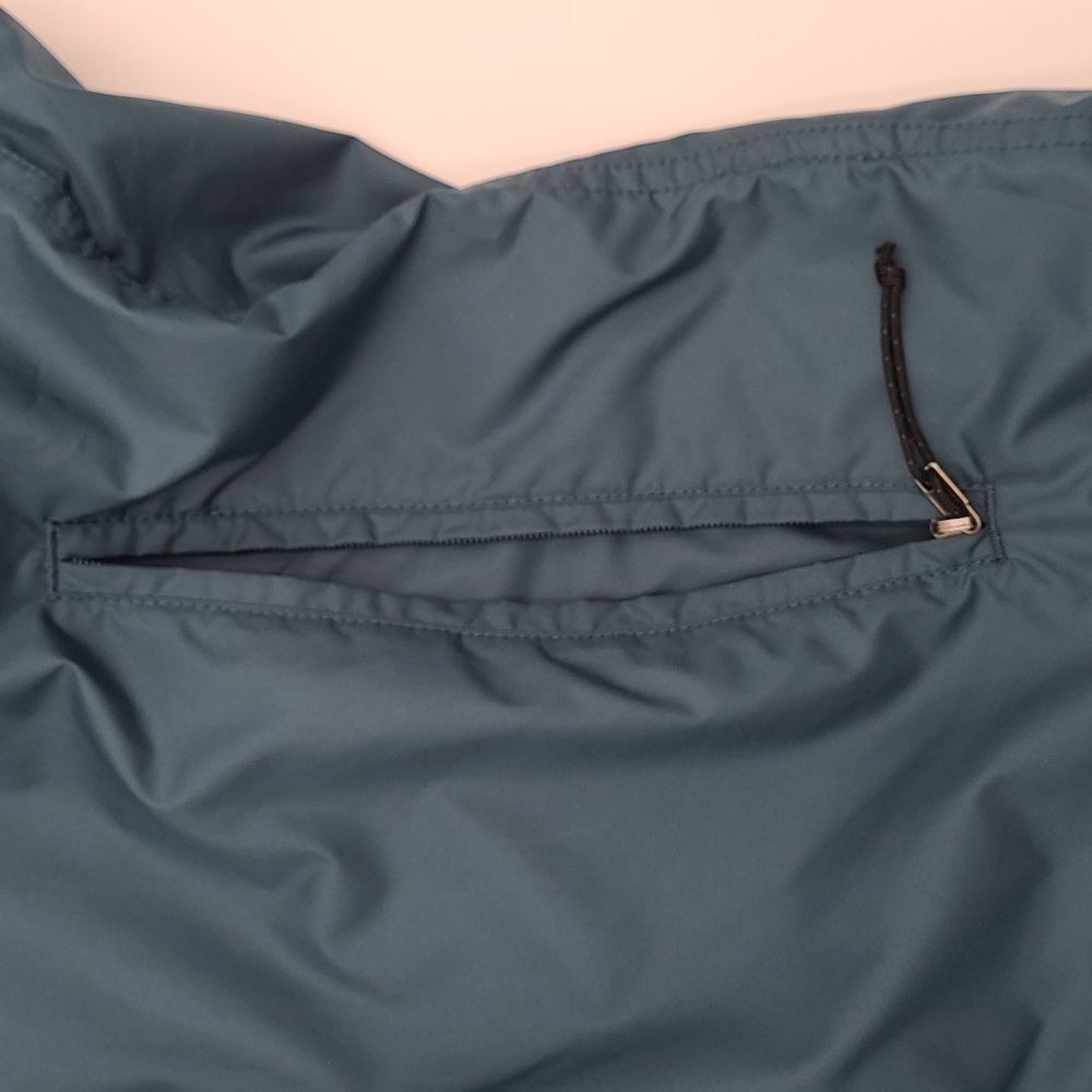 Patagonia Light & Variable Hoody Men's Size M - Picture 3 of 10